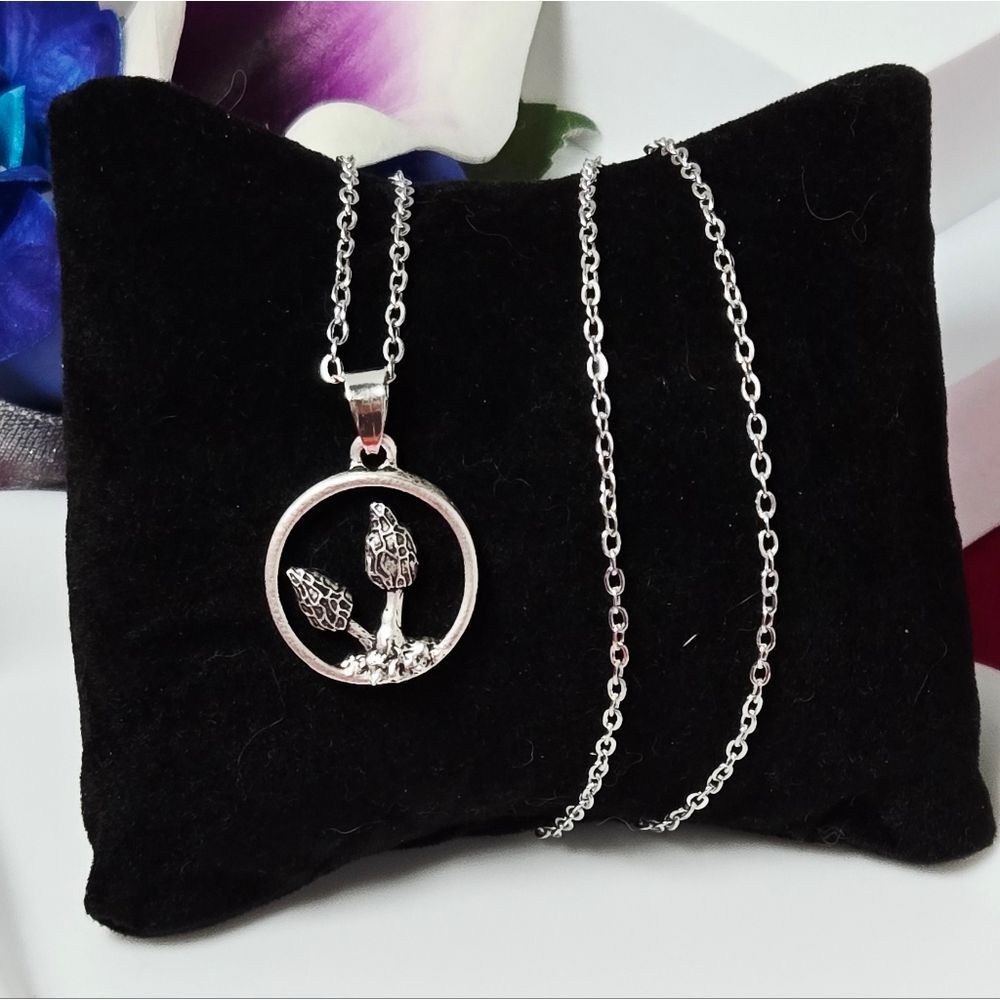 Silver Morel Mushroom Necklace Cottagecore Forest Forager Boho Nature Pendant - Picture 2 of 4